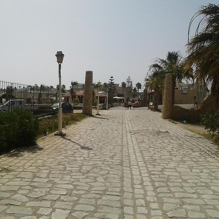 Duplex Pied Dans L'Eau Avec Magnifique Vue Sur Mer Monastir Exteriör bild