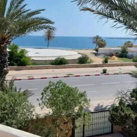 Duplex Pied Dans L'Eau Avec Magnifique Vue Sur Mer Monastir Exteriör bild